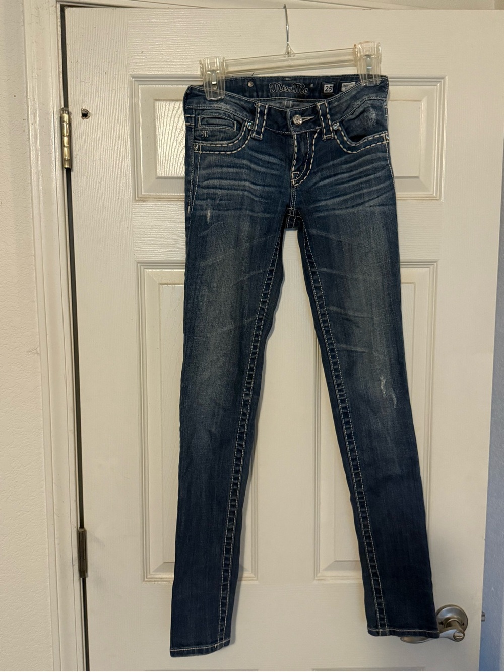Miss Me Women's Dark Indigo Skinny Jeans with Contrast Stitching